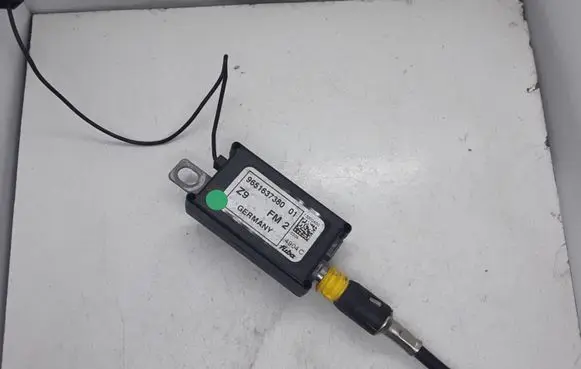Peugeot 607 Aerial antenna amplifier 9651637380