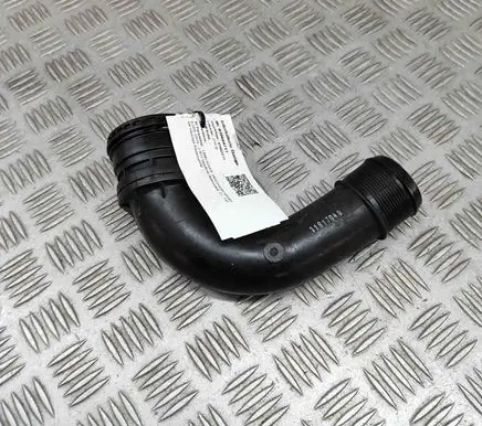 Land Rover Discovery Sport Intercooler hose/pipe GJ326C715 HJ326C646AA