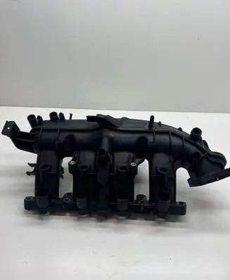 Opel Astra J Intake manifold 55581014 T74717001363