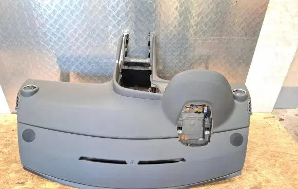 Peugeot 5008 Dashboard 9685481677 9685506177