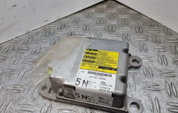Toyota Auris 150 Airbag control unit/module 215537101 8917002110