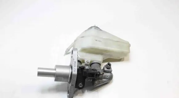 Audi A3 S3 8V Master brake cylinder 1K0945459A