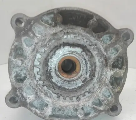 Volkswagen Touareg I Coil spring/strut mount 