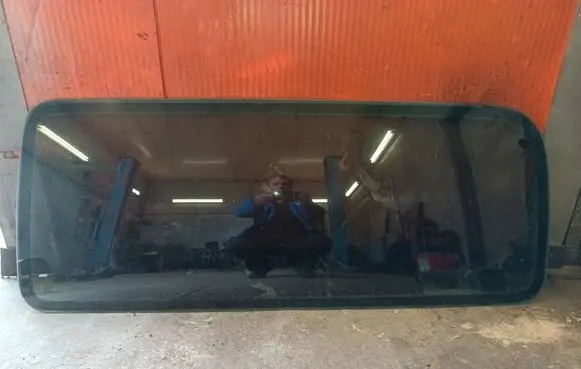 Renault Kangoo I Rear side window 