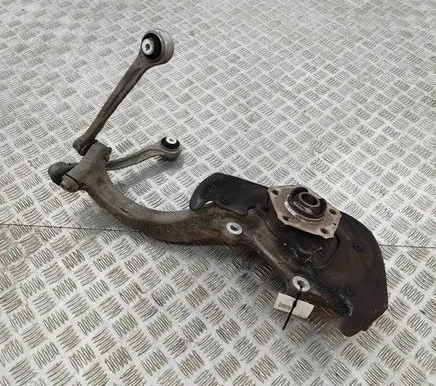 Audi Q7 4M Front wheel hub 4M0407560