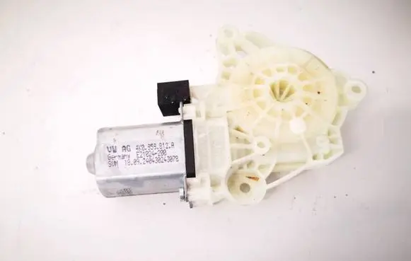 Audi Q4 e-tron Front door window regulator motor 4K0959812A E21024200