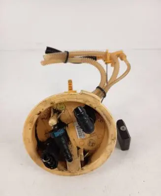 BMW 3 E92 E93 Fuel level sensor 7190944