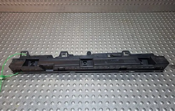 BMW 3 F30 F35 F31 Sill supporting ledge S27705279 7256916