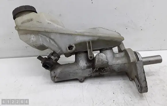 Toyota Corolla E120 E130 Master brake cylinder 744712514