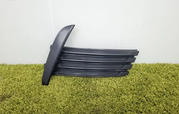 Toyota Corolla E160 E170 Front bumper lower grill 81481-02620