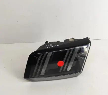 Peugeot 3008 II Tailgate rear/tail lights 9836231380
