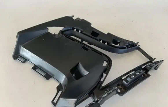 Audi A6 S6 C8 4K Front bumper mounting bracket 4K0807698
