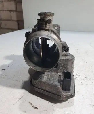 BMW 5 E60 E61 Throttle valve 7804384 B80370300