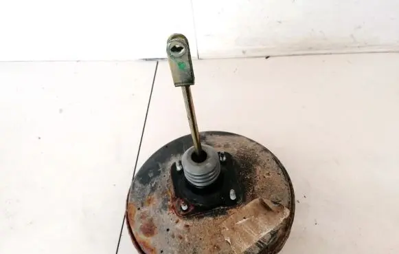 Peugeot 406 Brake booster 9361009