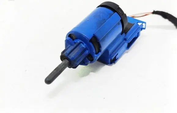 Skoda Superb B5 (3U) Clutch pedal sensor 1J0927189