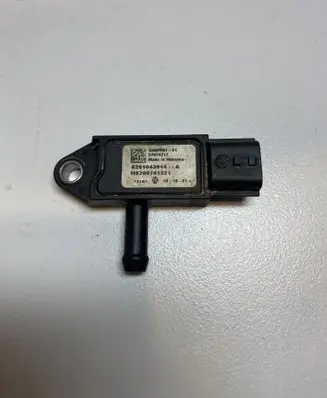 Nissan Juke I F15 Exhaust gas pressure sensor 8201043914