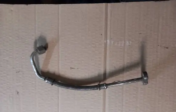 Audi A6 S6 C4 4A Turbo turbocharger oiling pipe/hose