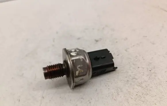 Ford Focus Fuel pressure sensor 55PP0603 9658227880 0517104538