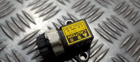 Toyota RAV 4 (XA20) Airbag deployment crash/impact sensor 8944160010