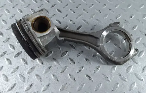 Audi A7 S7 4G Piston with connecting rod 059107065FJ 059198401H