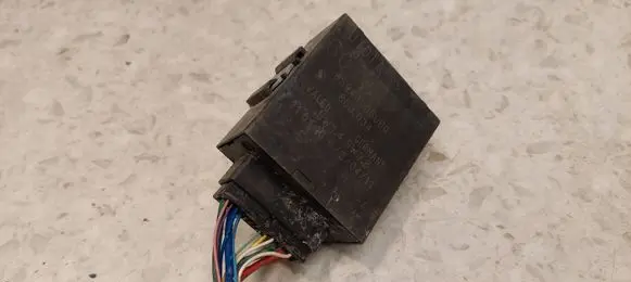 Toyota Avensis T270 Window wiper relay 8594005060 603034