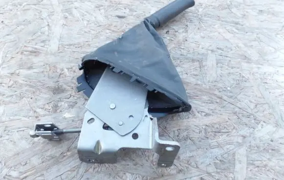 Renault Laguna II Hand brake release handle 