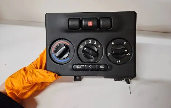 Opel Zafira A Climate control unit 024420732