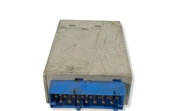 BMW 3 E36 Window wiper relay 8366381 61358366381