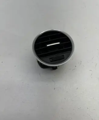 Audi A4 S4 B7 8E 8H Dash center air vent grill 8H0820951D