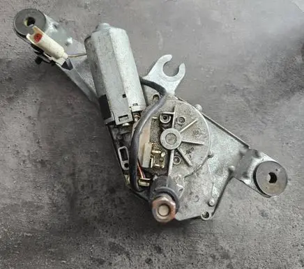 Ford Mondeo Mk III Rear window wiper motor 0390201522 93BG17K441W1B
