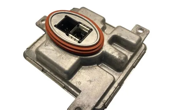 BMW 1 F20 F21 Headlight ballast module Xenon 7318327