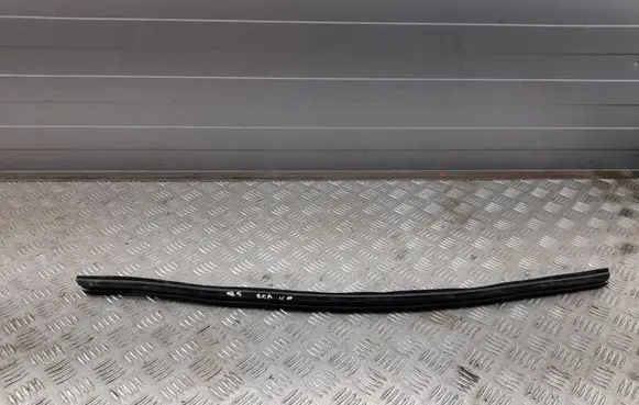 Audi Q5 SQ5 Rubber seal front door window/glass 80A837479