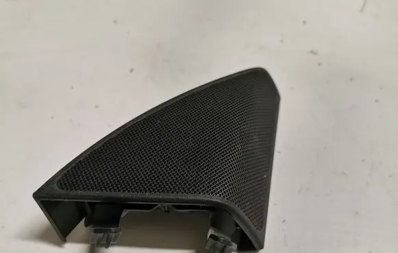 Mercedes-Benz C W205 Front door high frequency speaker