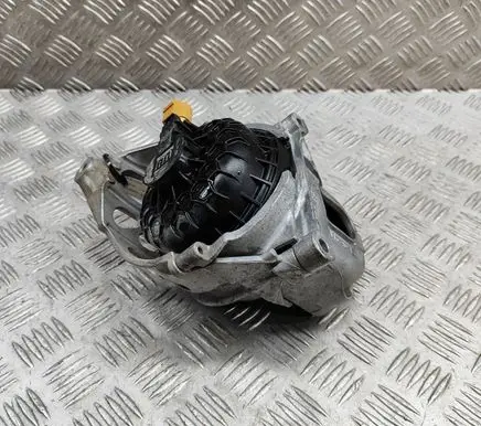 Audi Q5 SQ5 Engine mount bracket 4M0199371