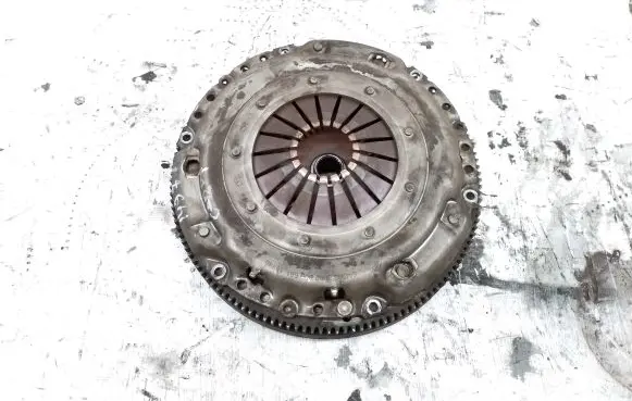 Volkswagen Caddy Clutch set kit 038105273D