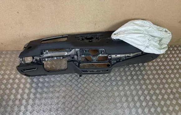 BMW i4 Dashboard 9621886