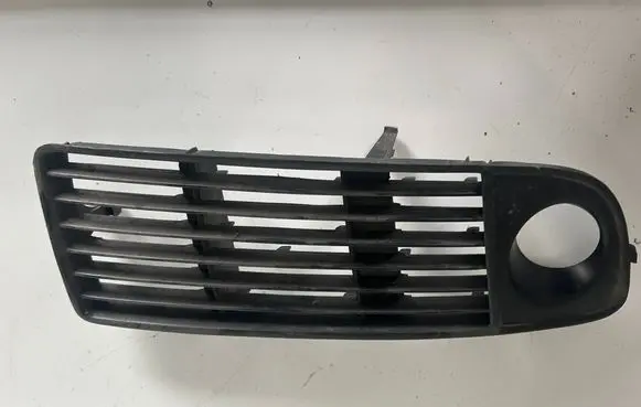 Audi A6 S6 C5 4B Front bumper lower grill AD99013