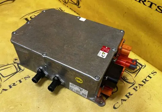 Porsche Panamera (970) Battery control module 5QE915682N