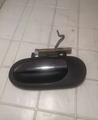 Nissan Almera Tino Rear door exterior handle SA830613