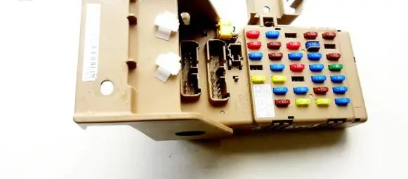 Subaru Forester SH Fuse box set 82201FG000 810629