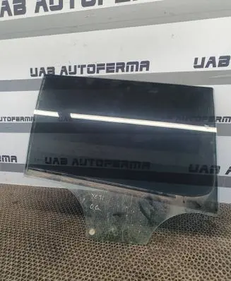 Skoda Yeti (5L) Rear door window glass 