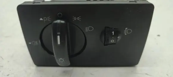 Ford Focus Headlight level height control switch