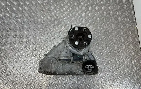 BMW X3 F25 Gearbox transfer box case 7619778