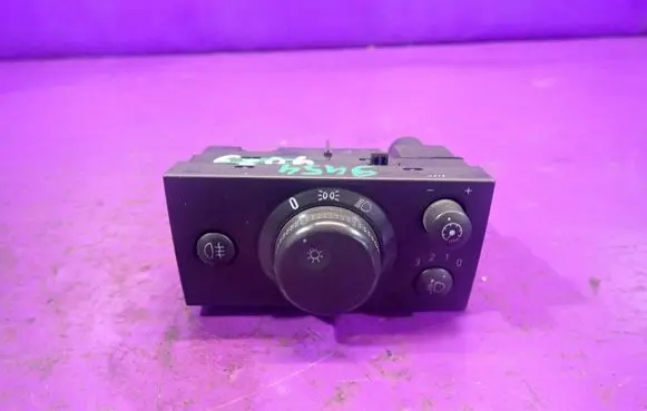 Opel Meriva A Light switch