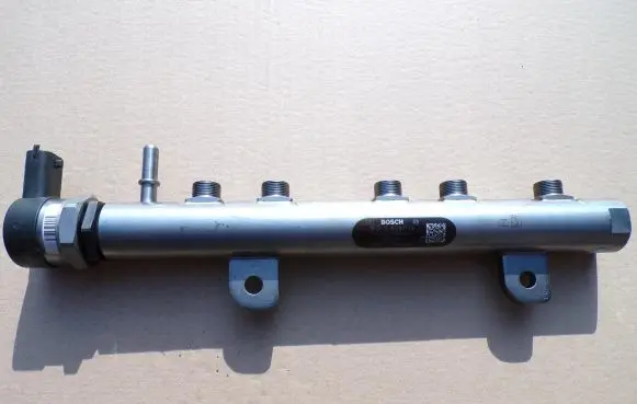 Jeep Cherokee Fuel main line pipe