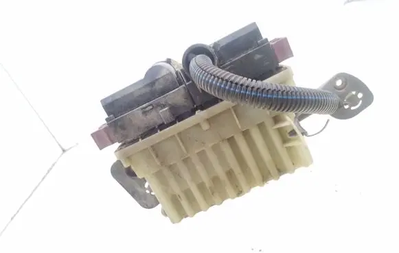 Opel Astra G Coolant fan relay 09131732 10252619