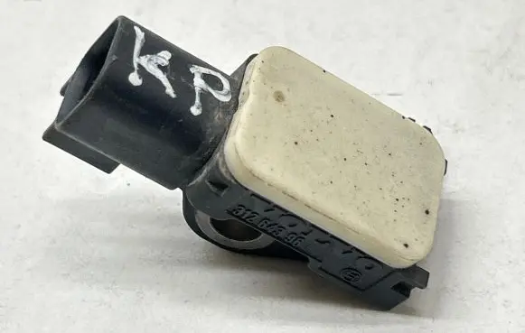 Volvo V70 Airbag deployment crash/impact sensor 31264396