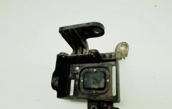 Opel Astra H ABS pump bracket 13214939 329510614
