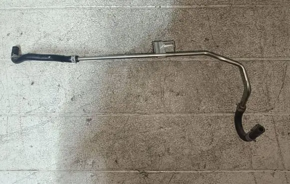 Audi A6 S6 C7 4G Engine coolant pipe/hose 04L131552B