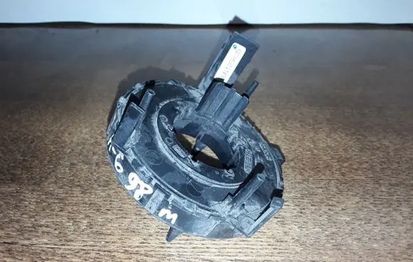 Audi A4 S4 B5 8D Airbag slip ring squib (SRS ring) 1J0959653